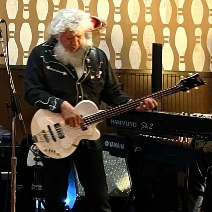 bass-ron-gomez-nashville-musician